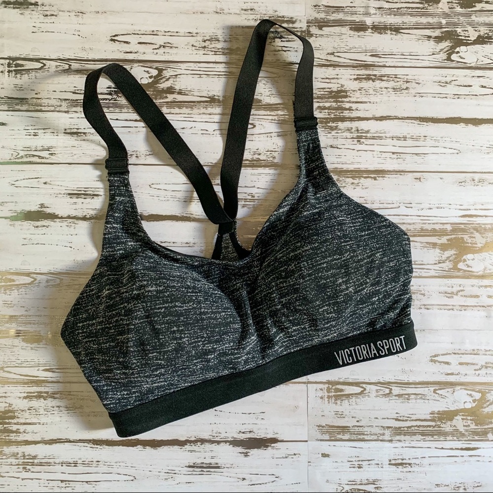 Victoria’s Secret Sport Lightweight Sports Bra